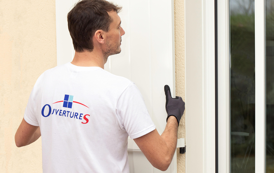 Votre projet de menuiseries avec PROJETS STORES MENUISERIES