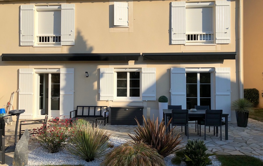 Volets battants classiques à AJACCIO